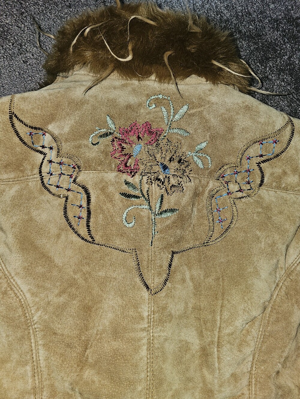 Y2K XOXO Heavily Embroidered Genuine Suede Leather Jacket Penny Lane Style Sz L - Picture 14 of 15